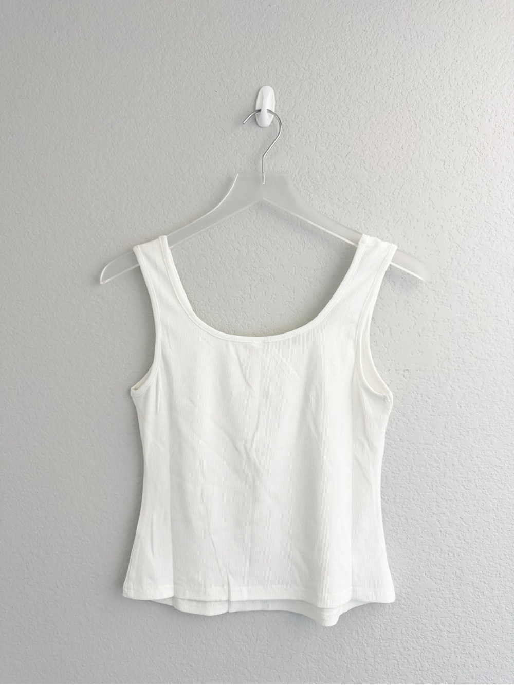 Anthropologie Ivory White Pearl Bow Ribbed Tank - Picture 3 of 7